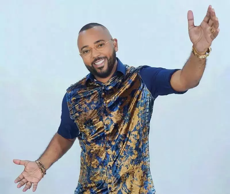 Dudu Nobre será a nova atração deste sábado (24), do Casarão do Firmino na Lapa